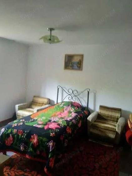 Casă cu 3 camere în Săpata