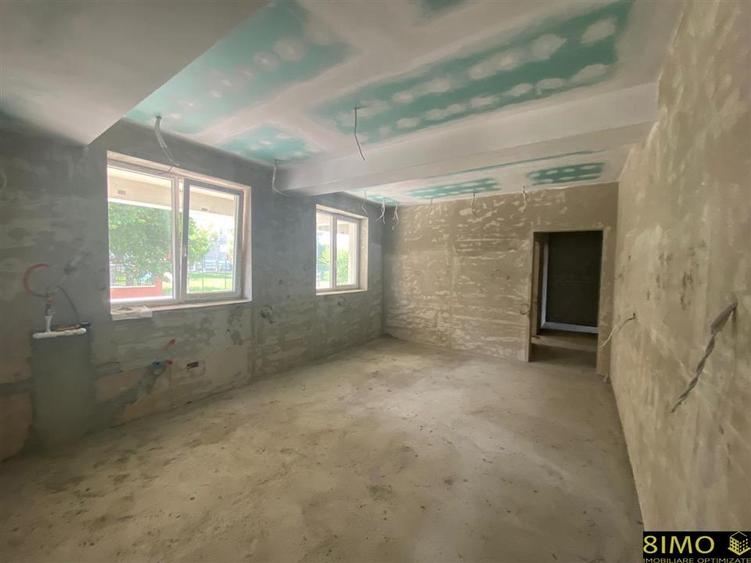Apartament cu 4 camere decomandat în Fălticeni