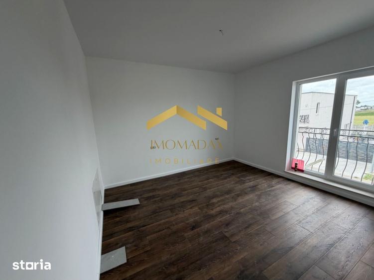 Casă cu 4 camere cu Teren 250 Mp în Remetea Mare
