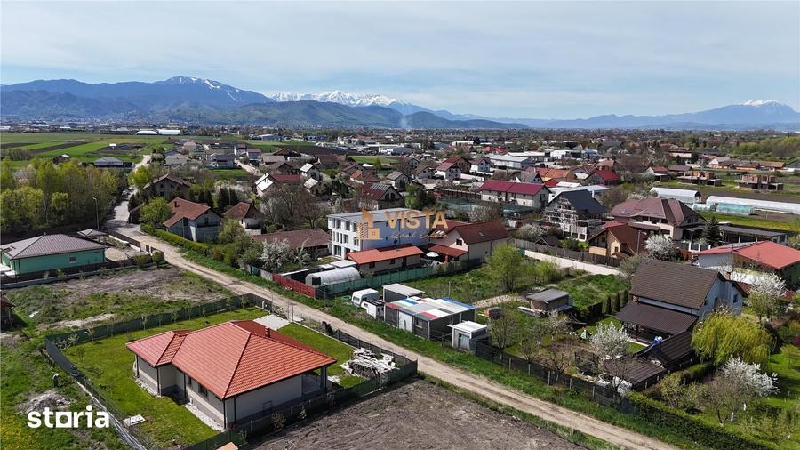 Teren de 500 mp, în Stupini