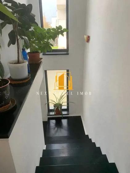 Casă cu Teren 249 Mp în Central