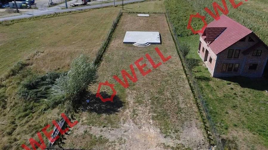 Teren Construcții intravilan de 1500 mp, în Est