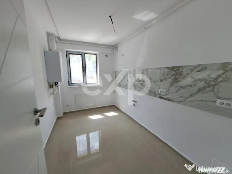 Apartament cu 3 camere decomandat în Trivale
