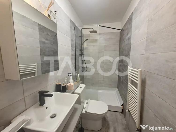 Apartament cu 2 camere decomandat în Ștrand