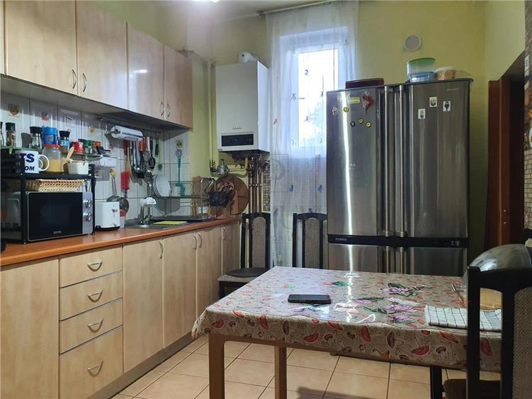 Duplex cu 7 camere cu Canalizare în Freidorf