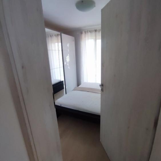 Apartament cu 2 camere nedecomandat în Giroc