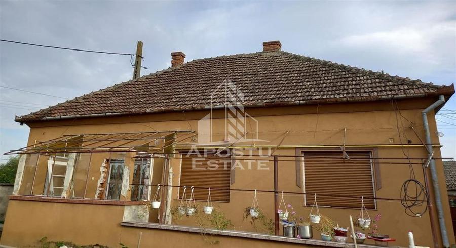 Casă cu 5 camere cu Teren 1937 Mp în Șimand
