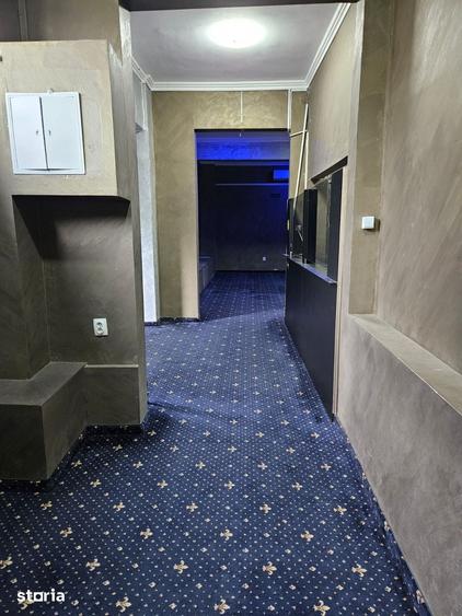 Spațiu comercial, de 100 mp, în Central