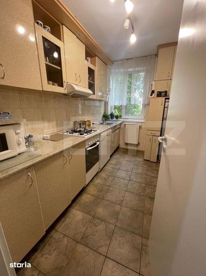 Apartament cu 3 camere semidecomandat în Central