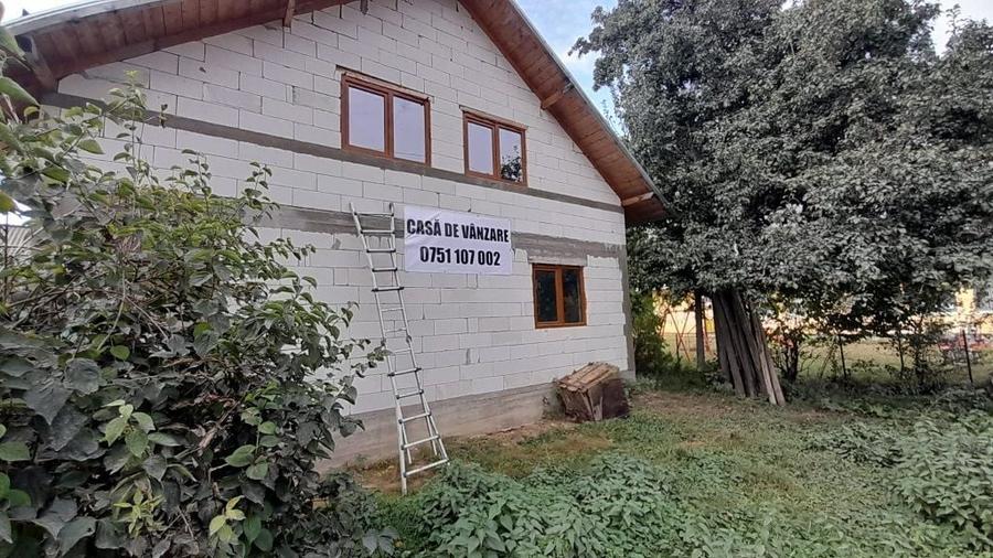 Casă cu 3 camere în Fălticeni