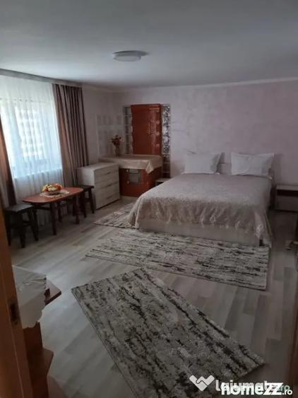 Casă cu 4 camere cu Teren 5200 Mp în Rădăuți