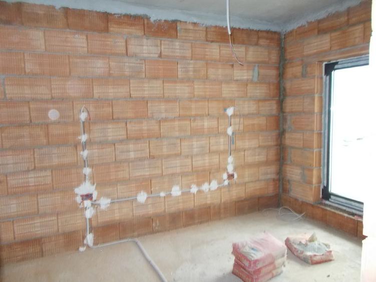 Duplex cu 3 camere cu Teren 310 Mp în Urseni