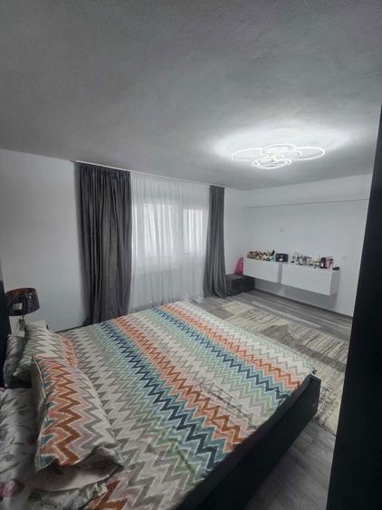 Apartament cu 4 camere în Central