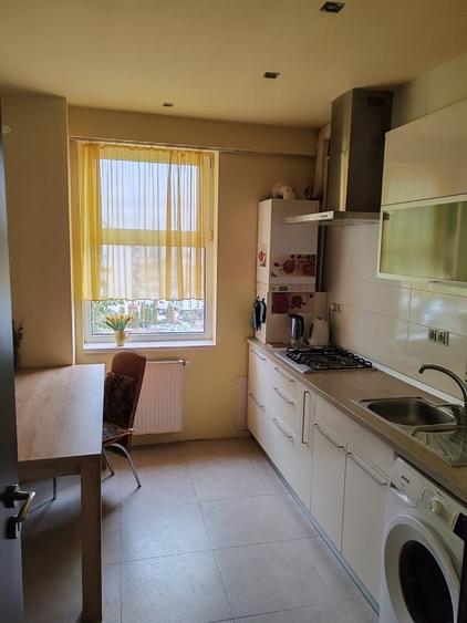 Apartament cu 2 camere decomandat în Câmpului