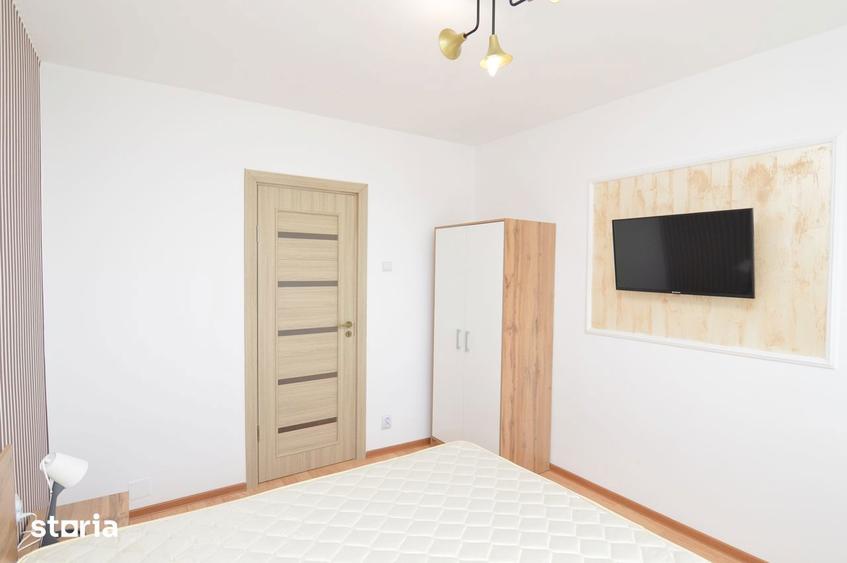 Apartament cu 3 camere, mobilat în Victoriei