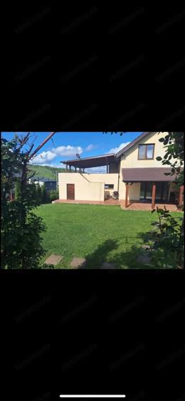 Casă cu 3 camere cu Teren 1000 Mp în Central