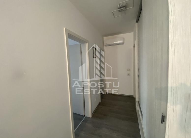Apartament cu 3 camere decomandat, mobilat în Torontalului