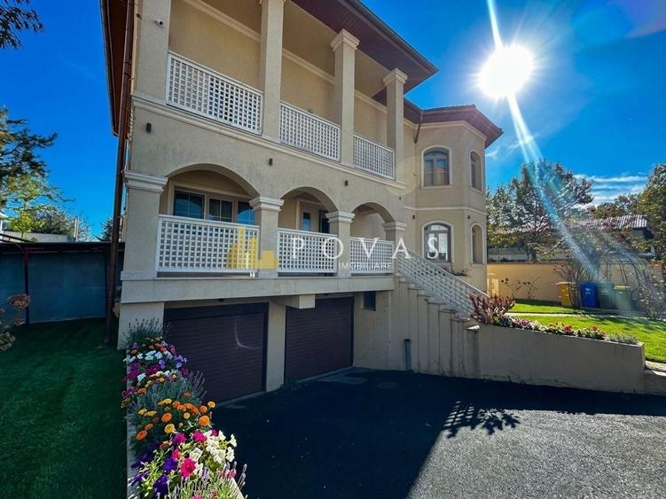 Casă individuală cu 8 camere cu Canalizare în Pipera