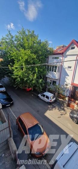 Apartament cu 2 camere semidecomandat în Unirii