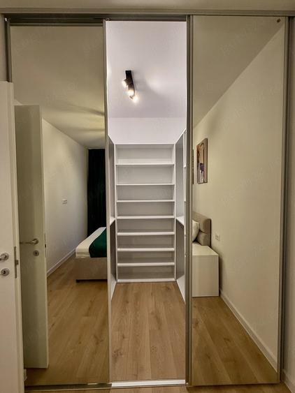 Apartament cu 2 camere decomandat în Titan