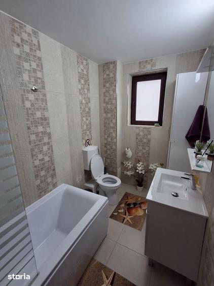 Casă cu 5 camere cu Teren 750 Mp în Dâmbul Morii