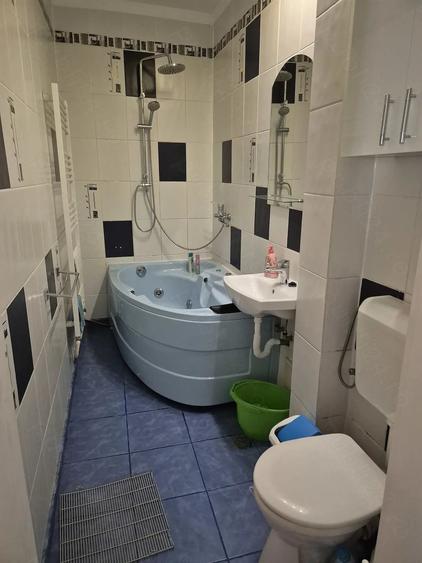 Apartament cu 2 camere decomandat în Dumbrava 2
