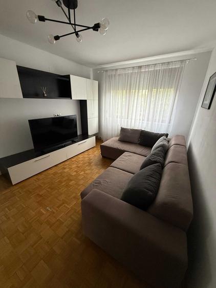 Apartament cu 2 camere decomandat în Spitalul Județean