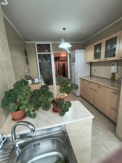 Apartament cu 2 camere semidecomandat în Abator