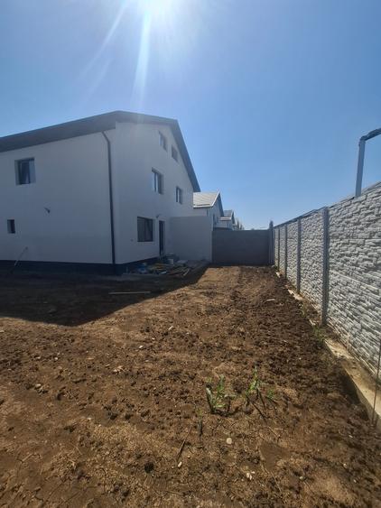Duplex cu 4 camere cu Canalizare în Alexandriei