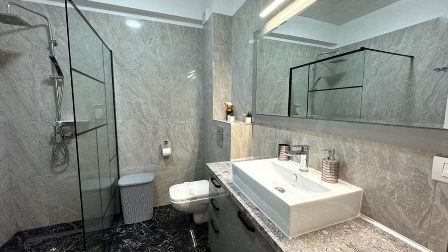 Apartament semidecomandat în Nord