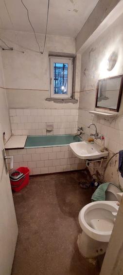 Apartament cu 2 camere semidecomandat în Petros