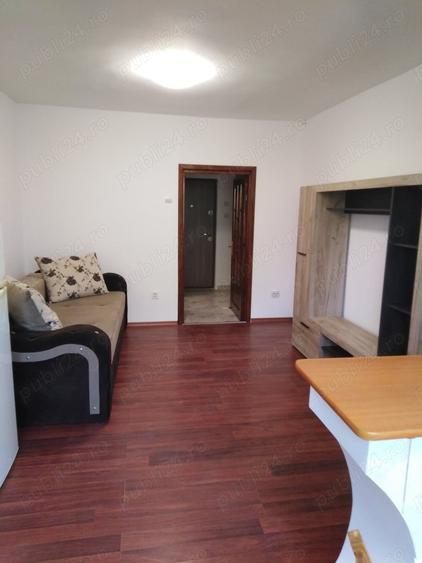 Garsonieră decomandată în Micro 40
