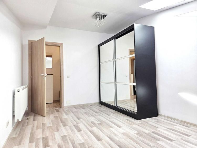 Apartament cu 3 camere decomandat în Gorjului