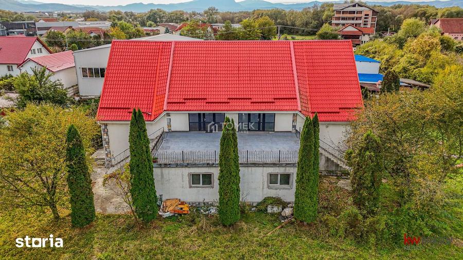 Spațiu comercial, de 102 mp, în Stupini