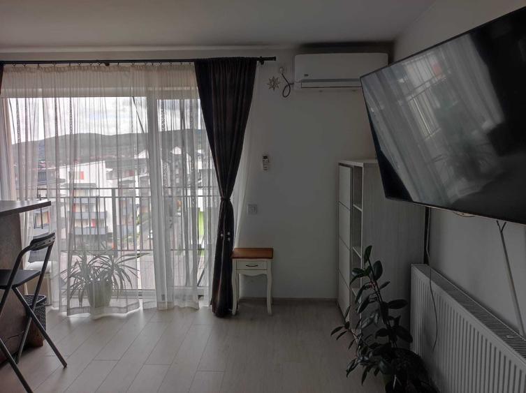 Apartament cu 2 camere decomandat în Baciu