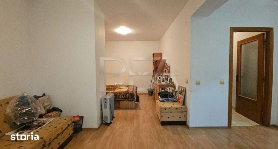 Garsonieră decomandată, mobilată în Valea Ialomiței