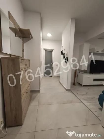 Apt. 2 cam. Central Address, bloc 2022 zona 13 Septembrie,Str. Nasaud - 4