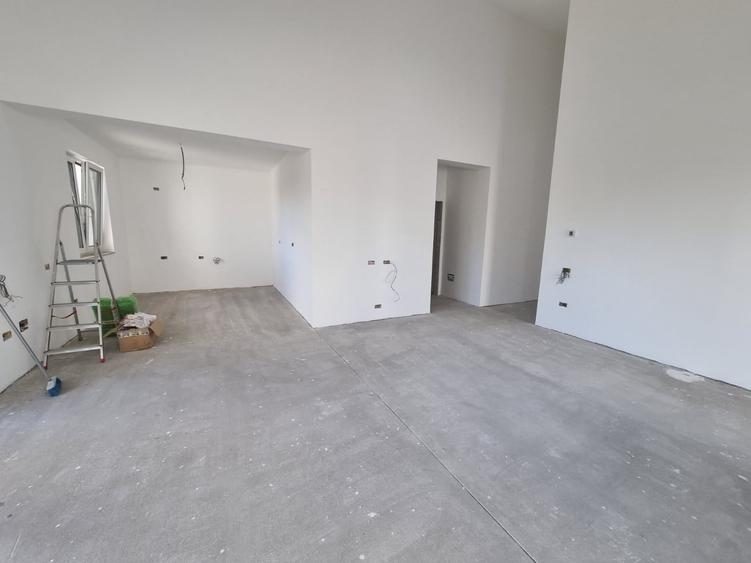 Casă individuală cu 4 camere cu Teren 575 Mp în Cetate