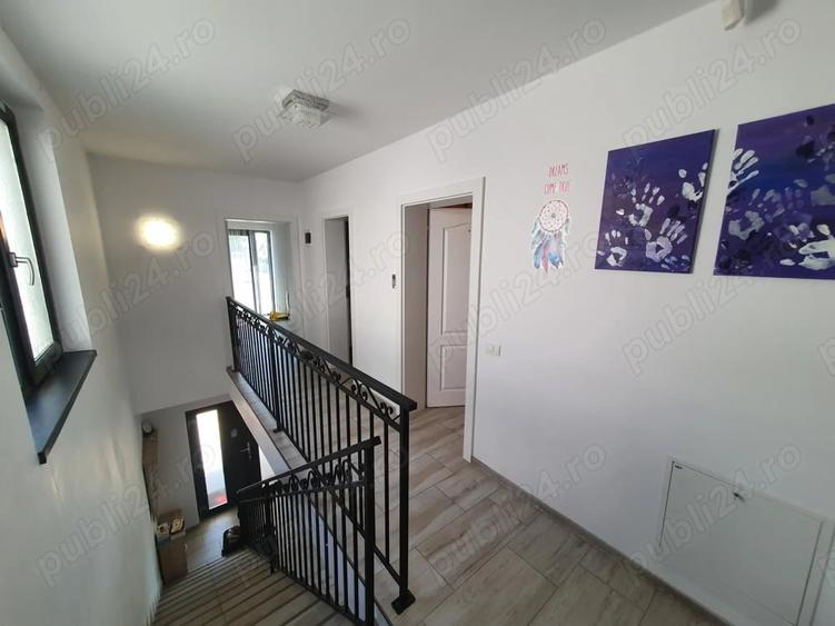 Casă cu Teren 400 Mp în Central
