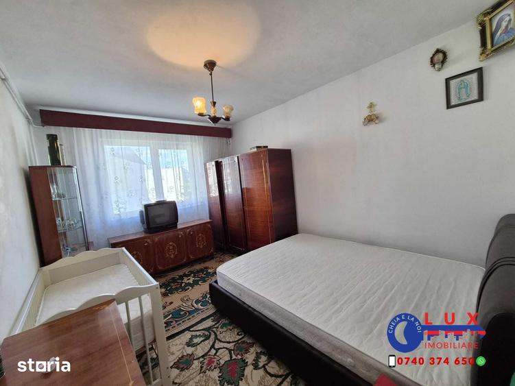 Apartament cu 2 camere semidecomandat în Babadag