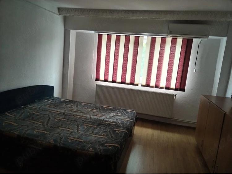 Garsonieră decomandată în Exterior Vest