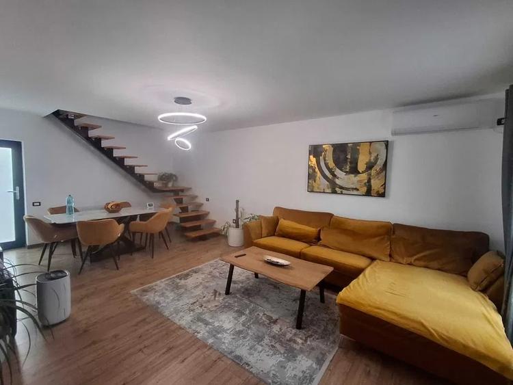 Casă individuală cu 3 camere cu Canalizare în Valu lui Traian