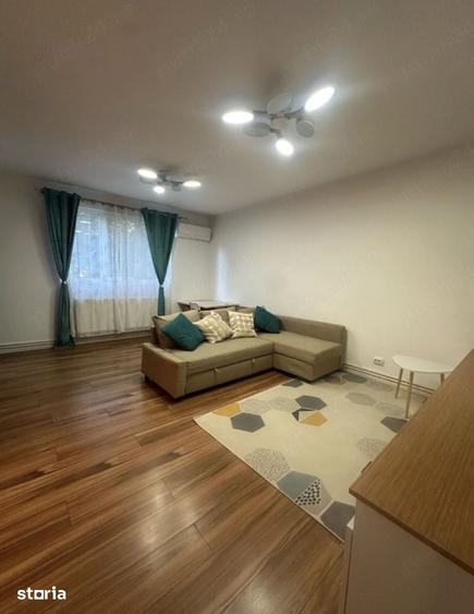 Apartament cu 2 camere semidecomandat în Vatra Luminoasă