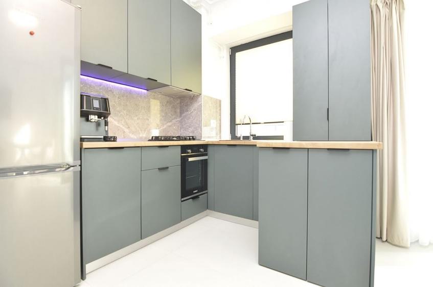 Apartament cu 2 camere decomandat, mobilat în Unirii