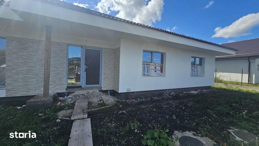 Casă cu 4 camere cu Teren 467 Mp în Central