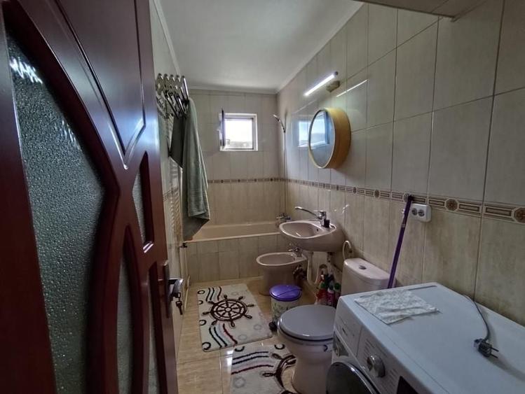 Baicoi Liliesti apartament 2 camere complet renovat, utilat si mobilat ! - 2