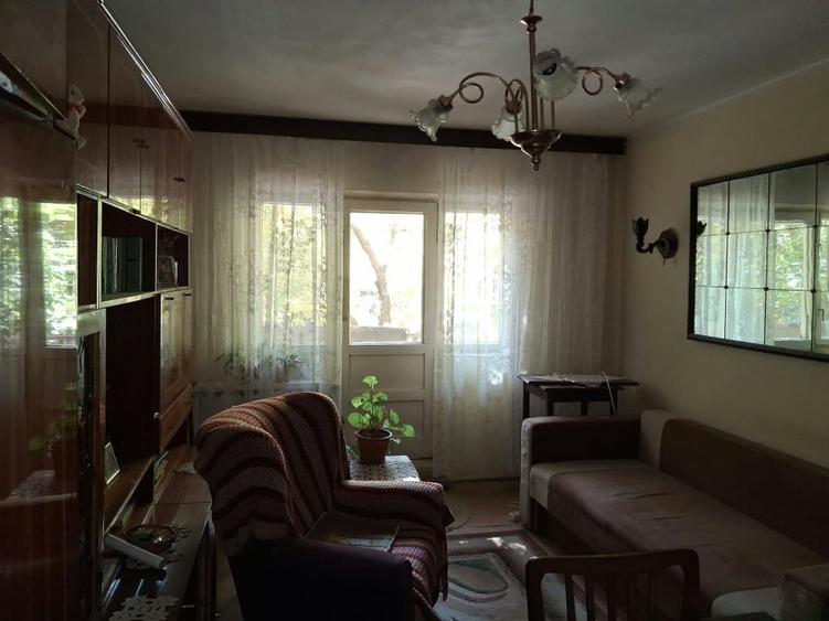 Apartament cu 2 camere decomandat, mobilat în Berceni