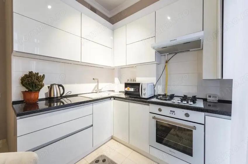 Apartament cu 2 camere decomandat în Bogdăneștilor