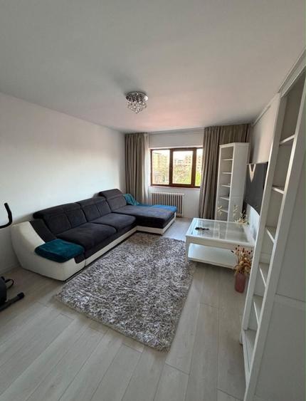 Apartament cu 2 camere decomandat în Sebastian
