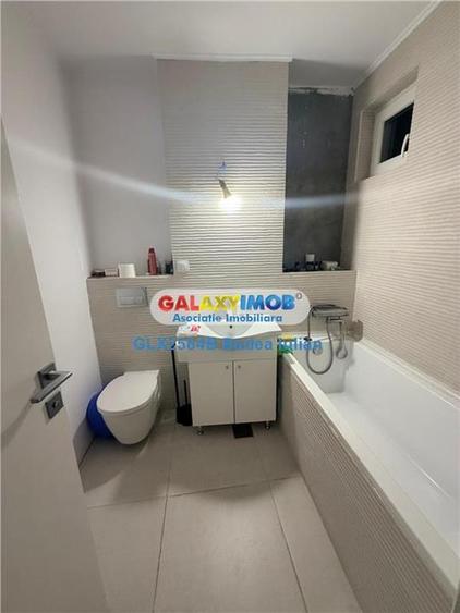 Apartament cu 4 camere semidecomandat, mobilat în Titan